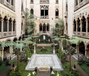 Sean Dungan (photographer) - Courtyard with Medusa mosaic